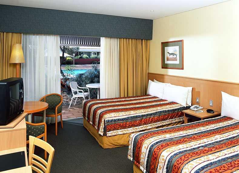 Desert Gardens Hotel Айерс-Рок Номер фото