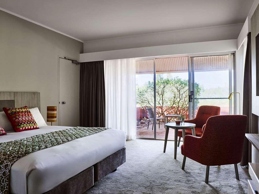 Desert Gardens Hotel Айерс-Рок Номер фото